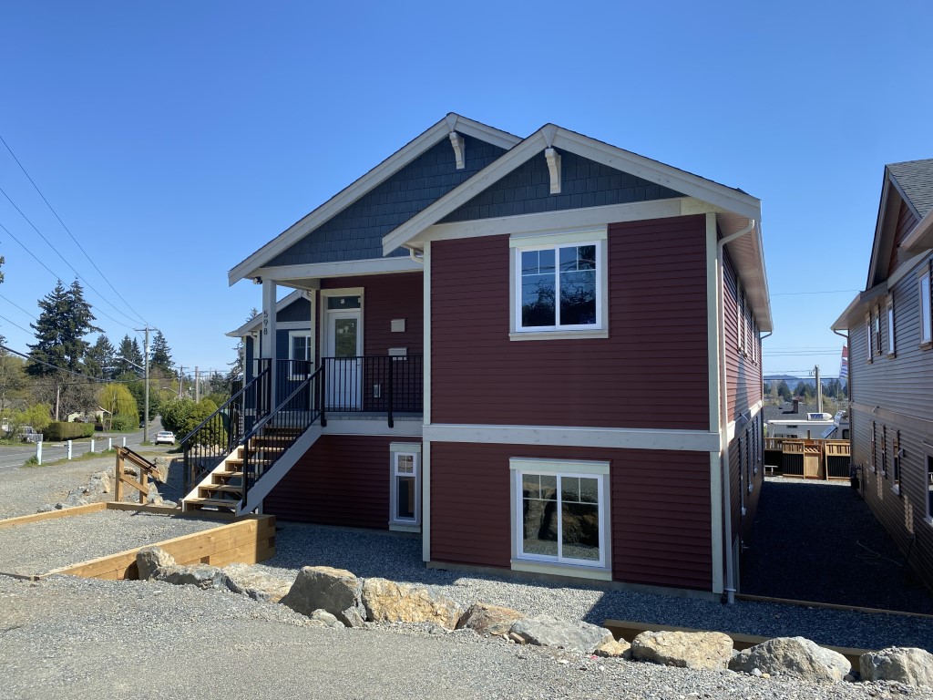 598 Hillcrest Avenue - Student Housing