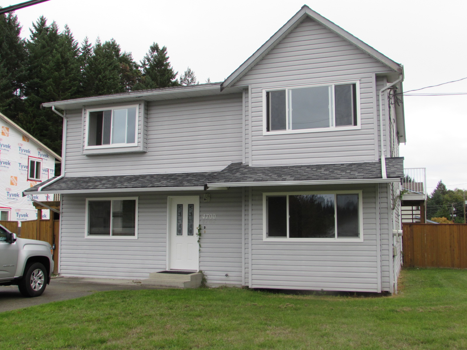 4700 Fairbrook Crescent - Upper