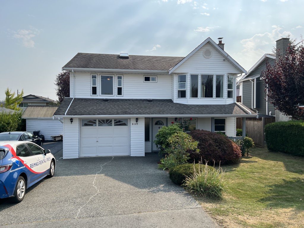 6142 Brickyard Road - Lower