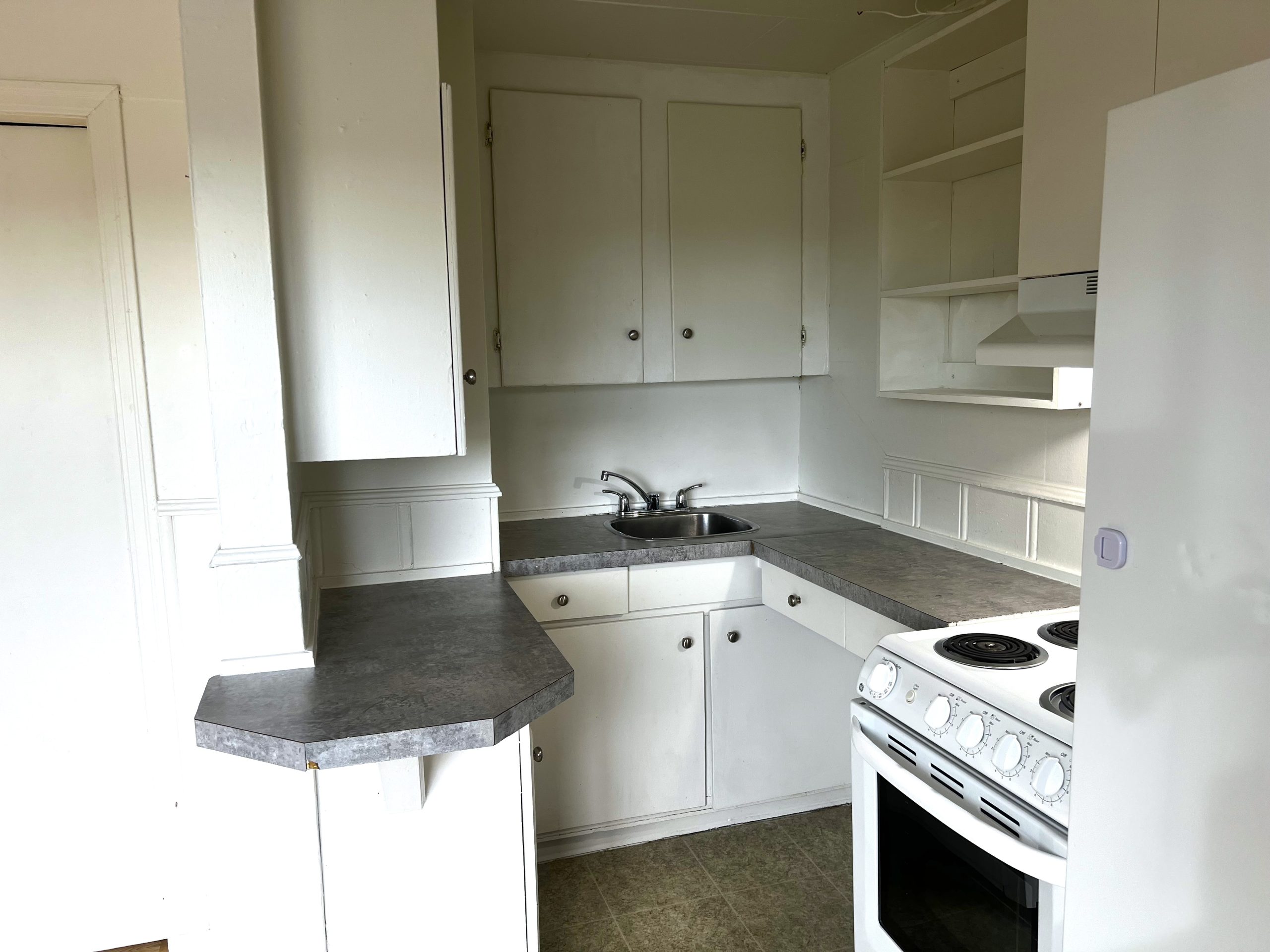 12-901 Island Hwy South